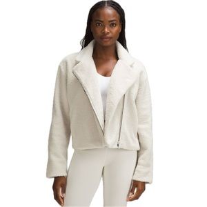 NWT Textured fleece moto jacket in color Bone Size 14